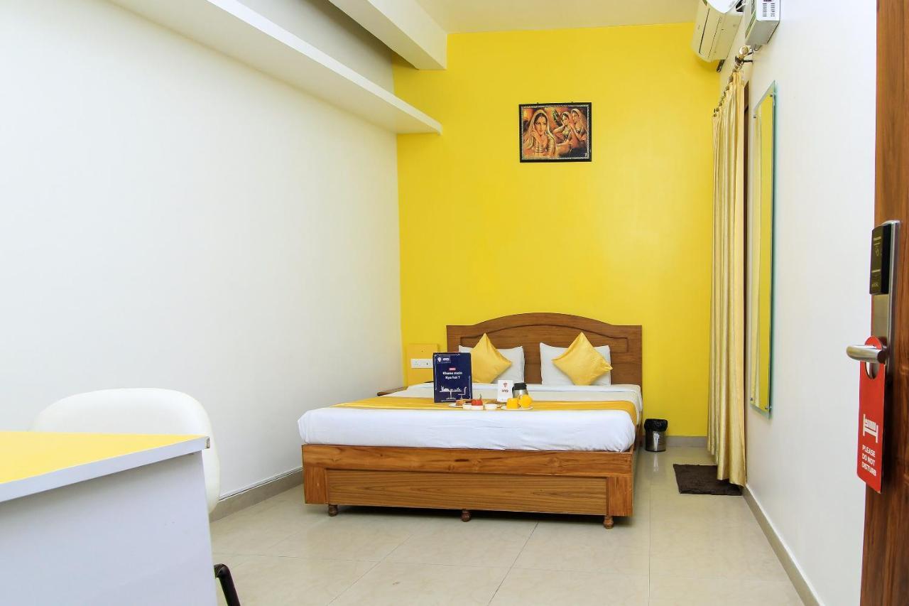 Oyo Flagship 4434 Earth Inn Lucknow Exterior photo