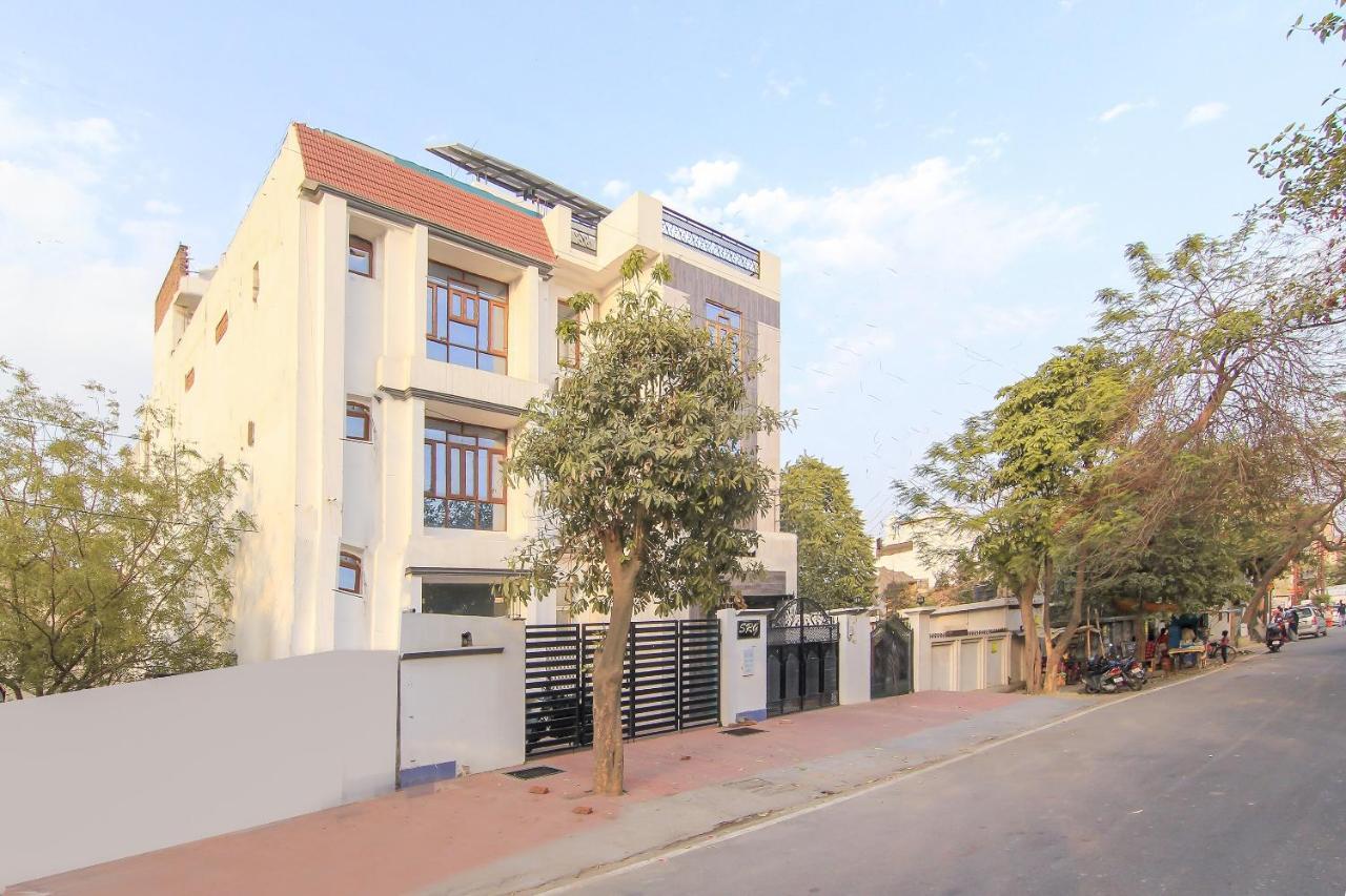 Oyo Flagship 4434 Earth Inn Lucknow Exterior photo
